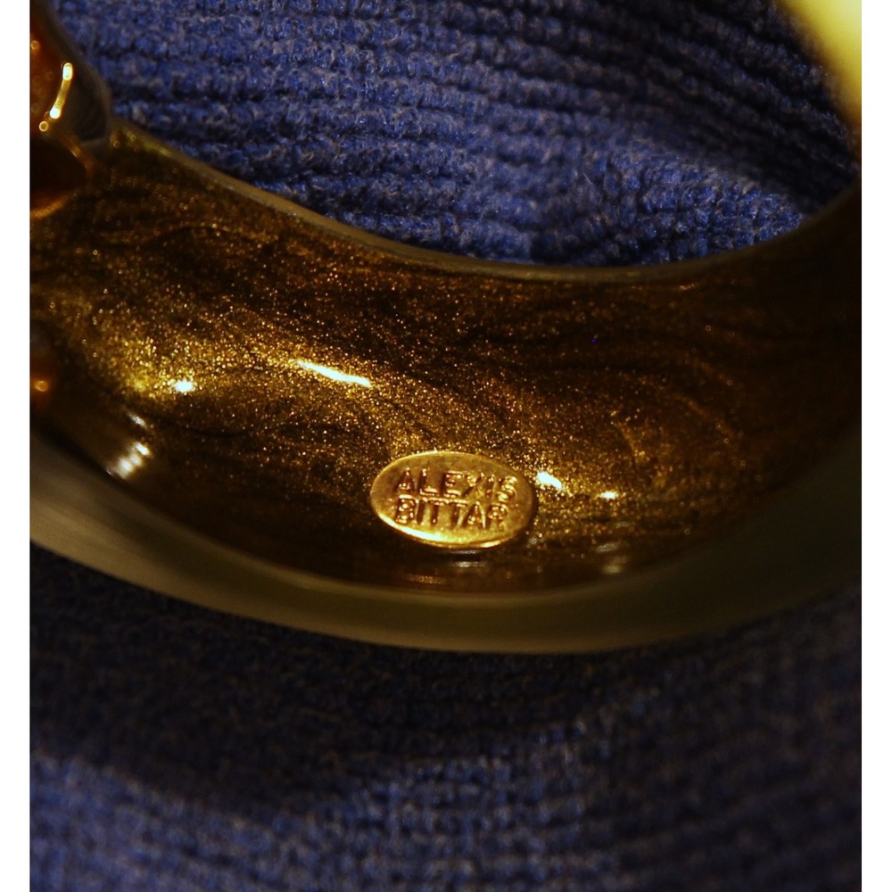 Alexis Bittar Lemon Lucite, Crystal, Pearl and Bee Hinged Bangle Bracelet. A3 - Picture 14 of 15